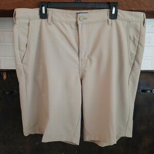 MEN: get ready for Summer with these like-new GEORGE-brand lightweight SHORTS